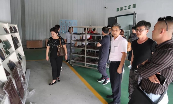 1-2203010U145437 非凡国际(中国区)有限公司-官方网站