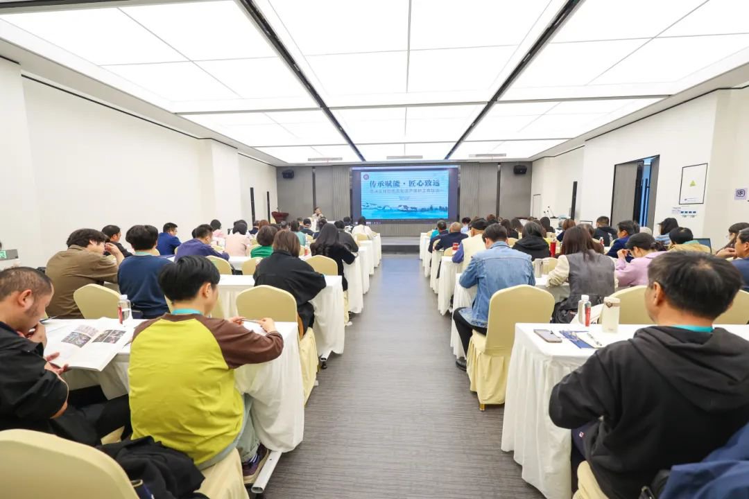 1-2504260R9252Q 非凡国际(中国区)有限公司-官方网站